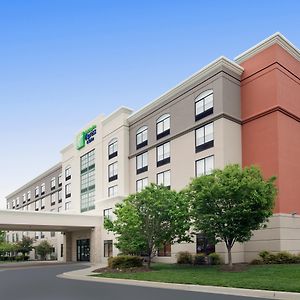 Holiday Inn Express & Suites Baltimore - BWI Airport North By Ihg